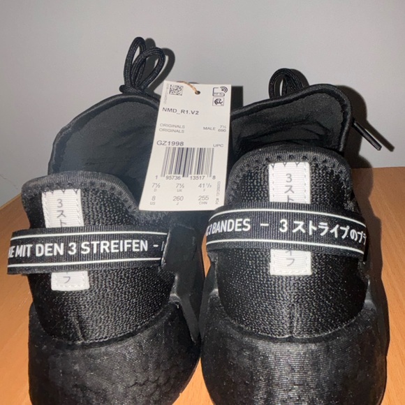 Adidas NMD R1 V2 Black White Men's Sneakers GZ1998 New NWT NWOB Size 8 - Picture 6 of 14